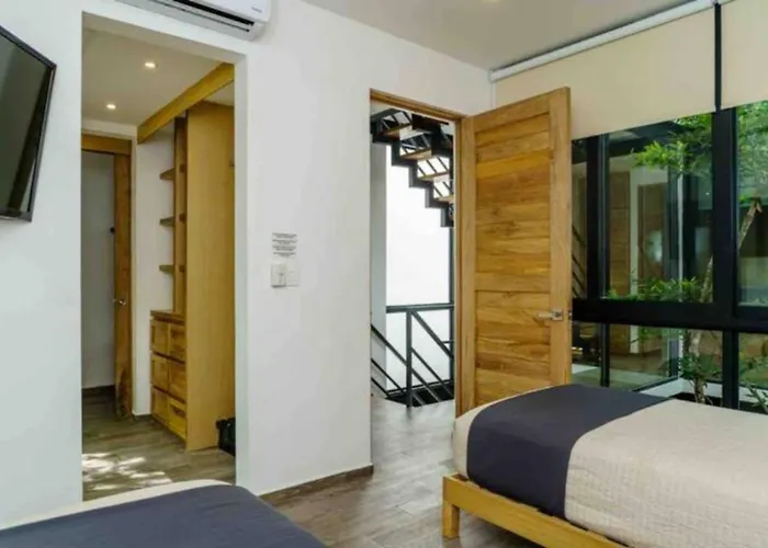 Exclusive "town House" Luxury Amenities In *
